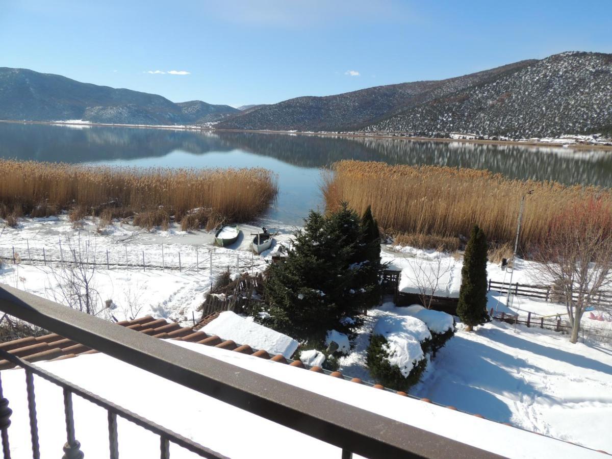 Prespes Lake View Family Apartment Florina Extérieur photo