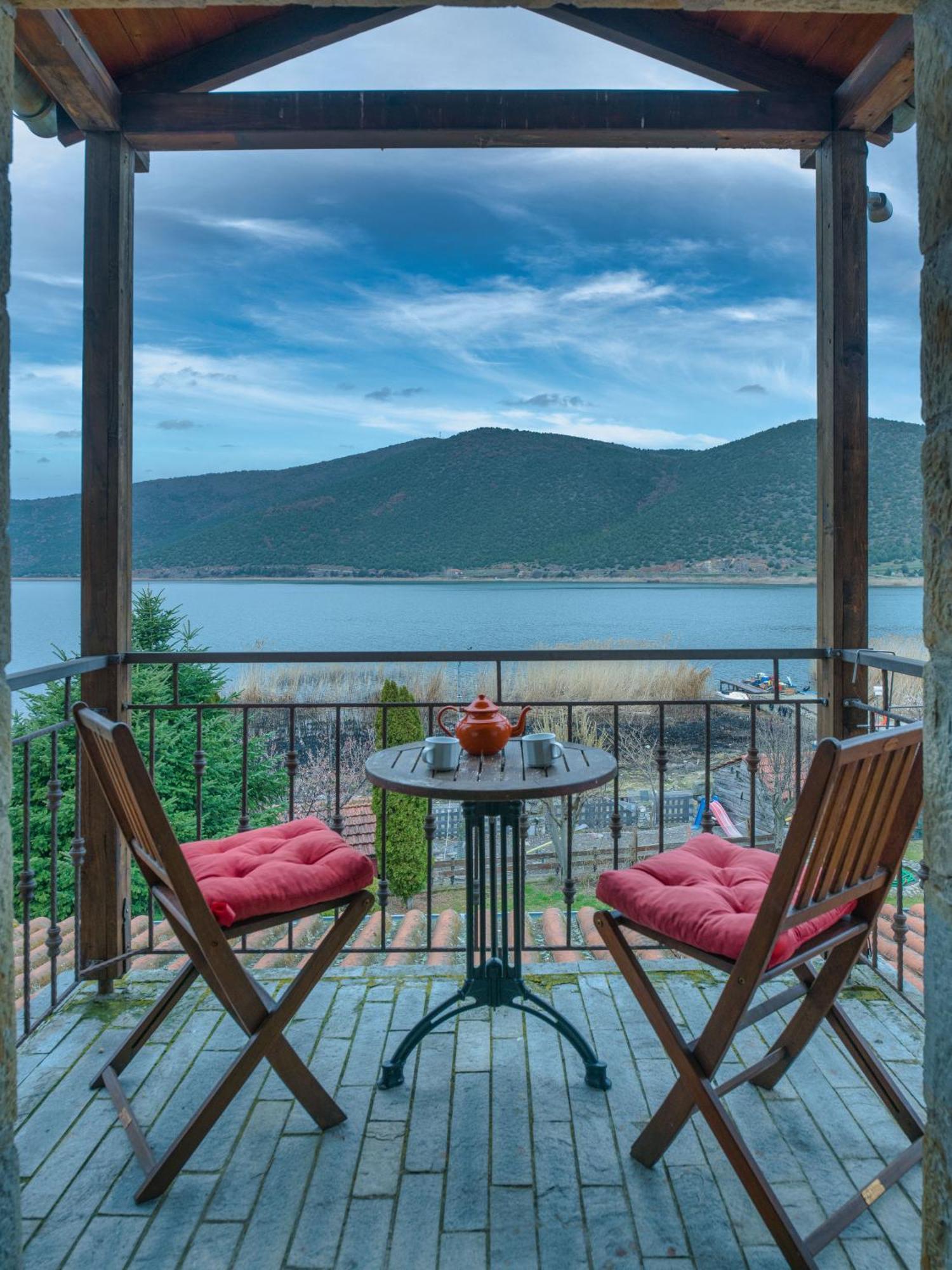Prespes Lake View Family Apartment Florina Extérieur photo
