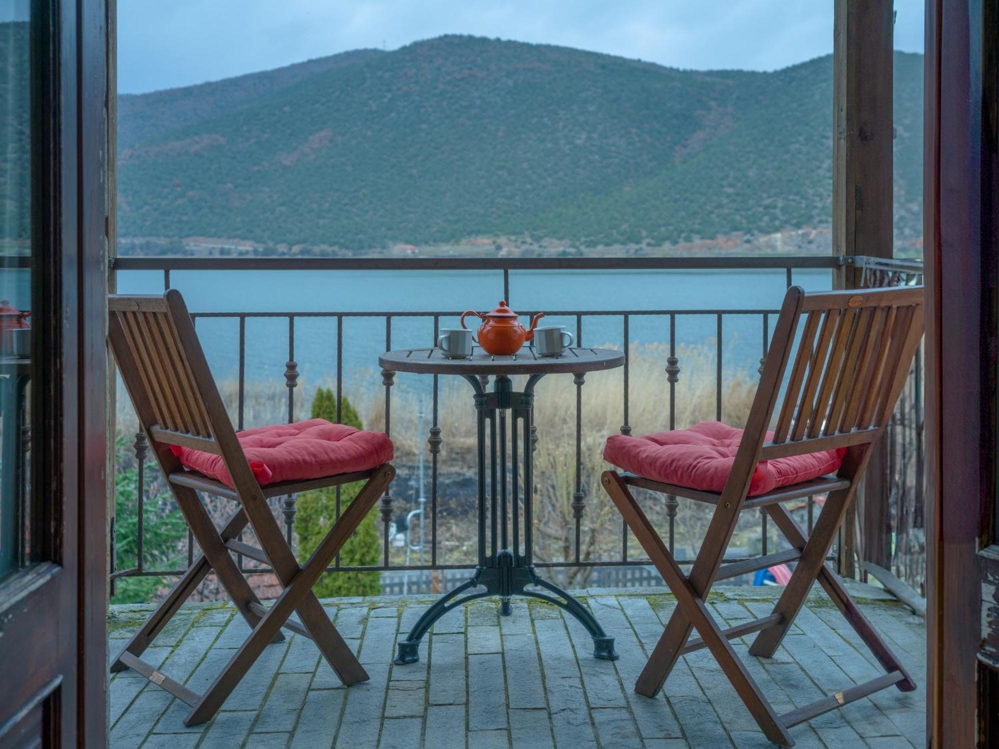 Prespes Lake View Family Apartment Florina Extérieur photo
